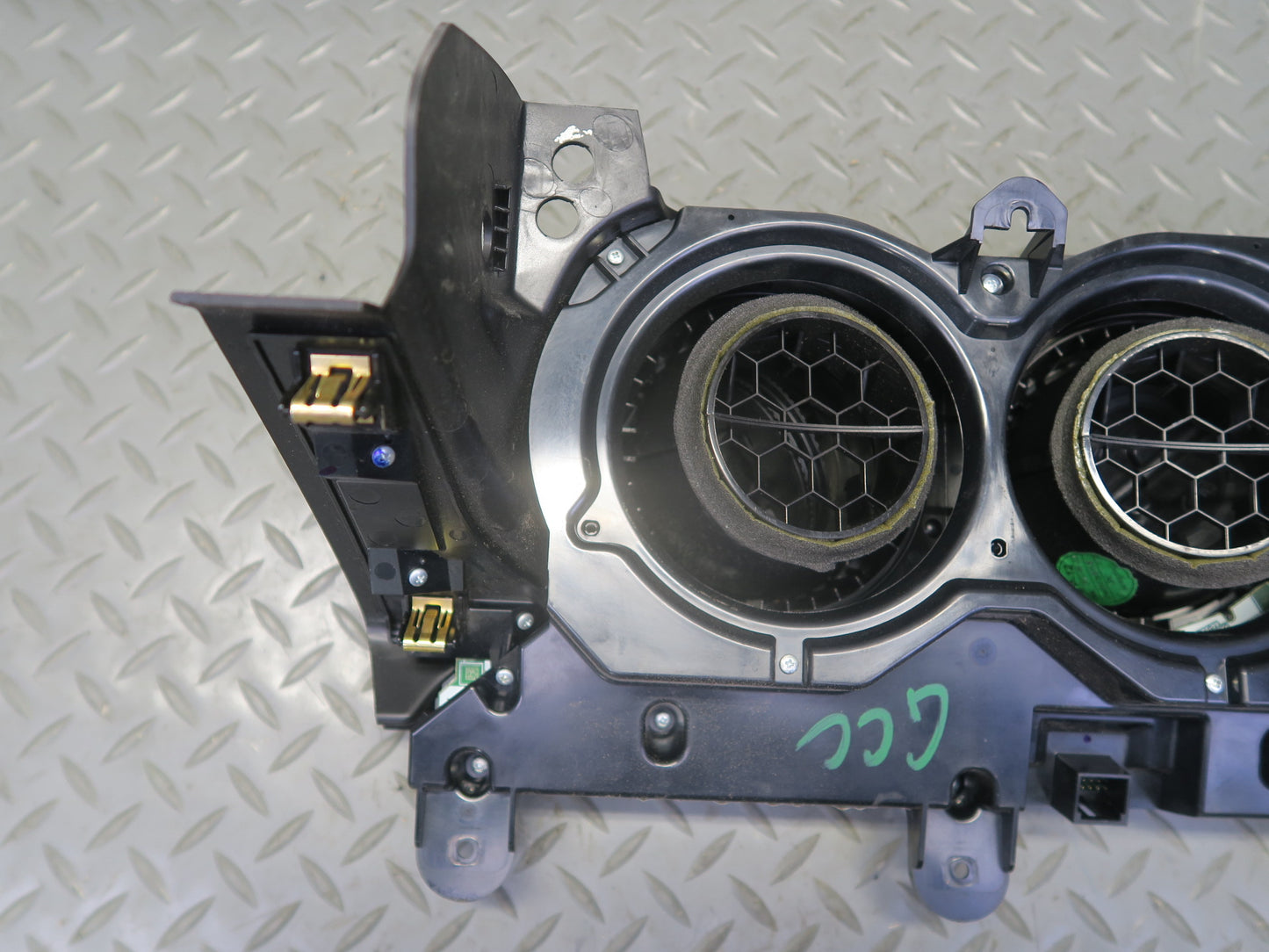 16-24 Chevrolet Camaro SS A/C Heater Climate Control Switch Panel JET Black OEM