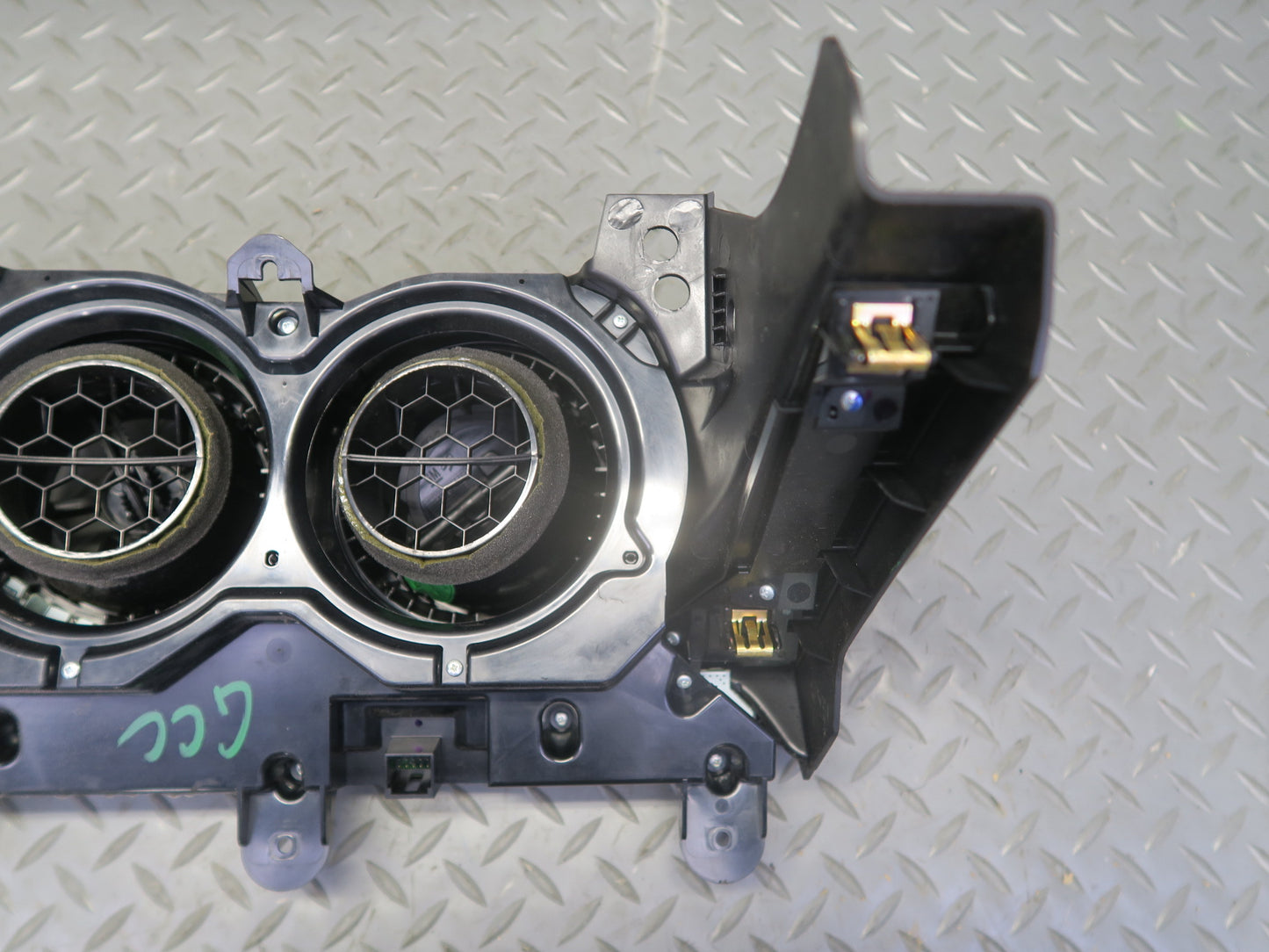 16-24 Chevrolet Camaro SS A/C Heater Climate Control Switch Panel JET Black OEM