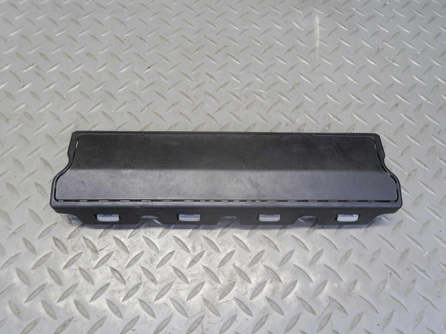 16-24 CHEVROLET CAMARO SS FRONT LEFT SIDE UNDER DASH KNEE SRS AIRBAG OEM