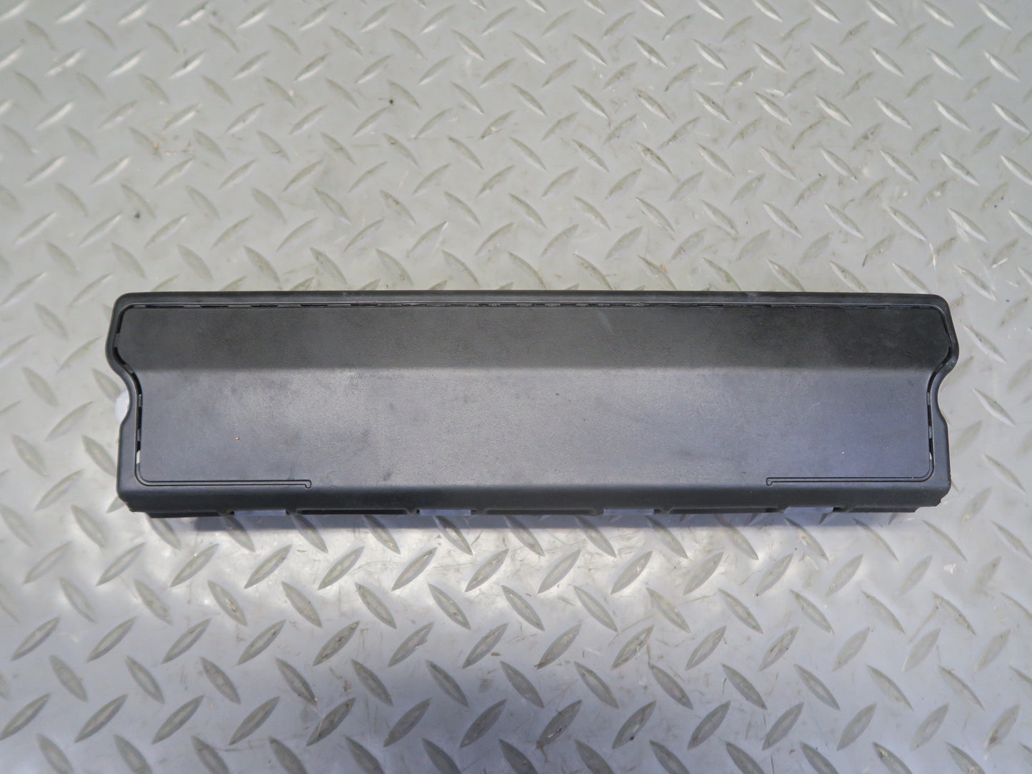 16-24 CHEVROLET CAMARO SS FRONT LEFT SIDE UNDER DASH KNEE SRS AIRBAG OEM