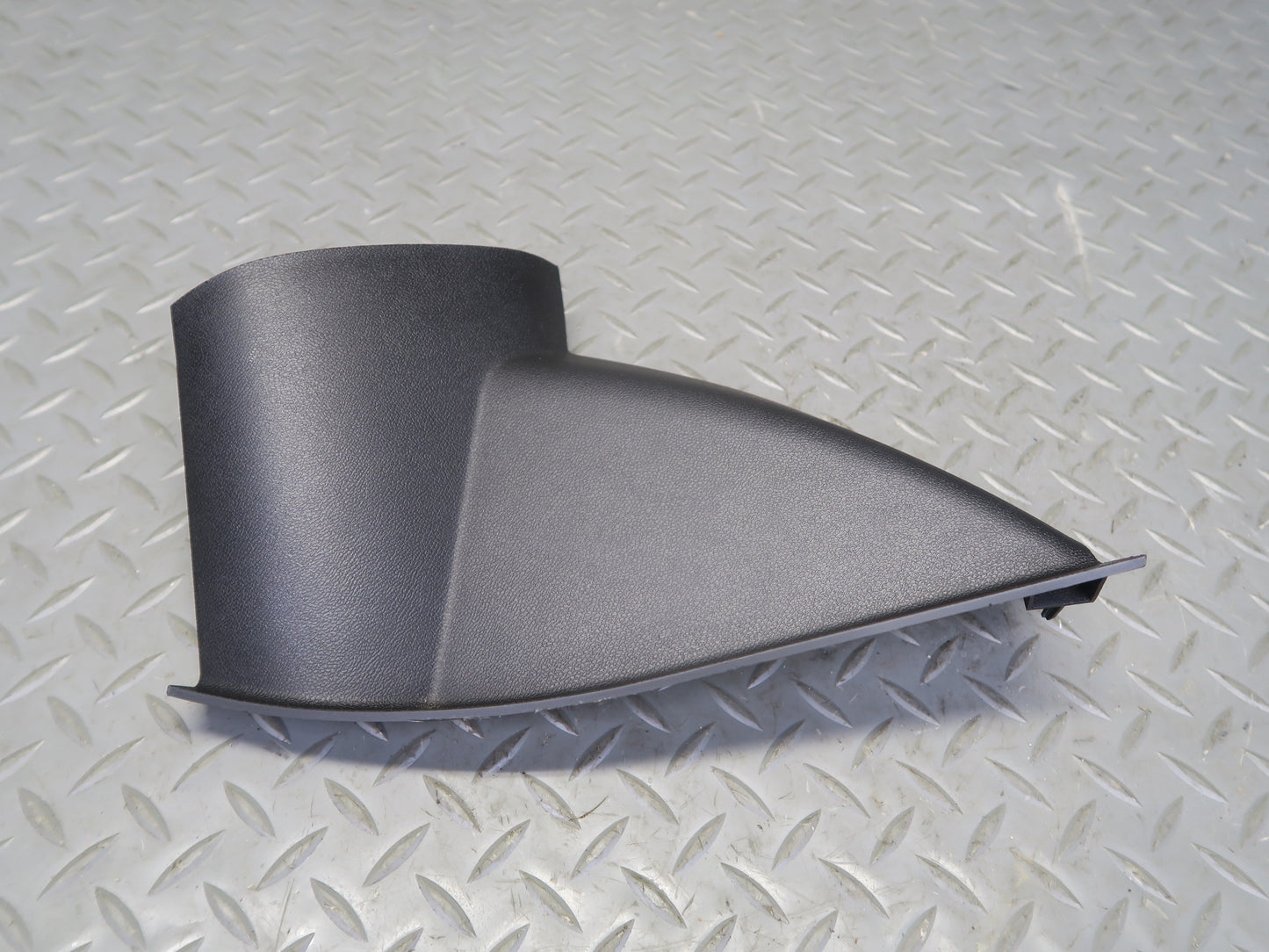 16-24 Chevrolet Camaro SS Set of 2 Dash Front Left & Right END Trim Cover OEM