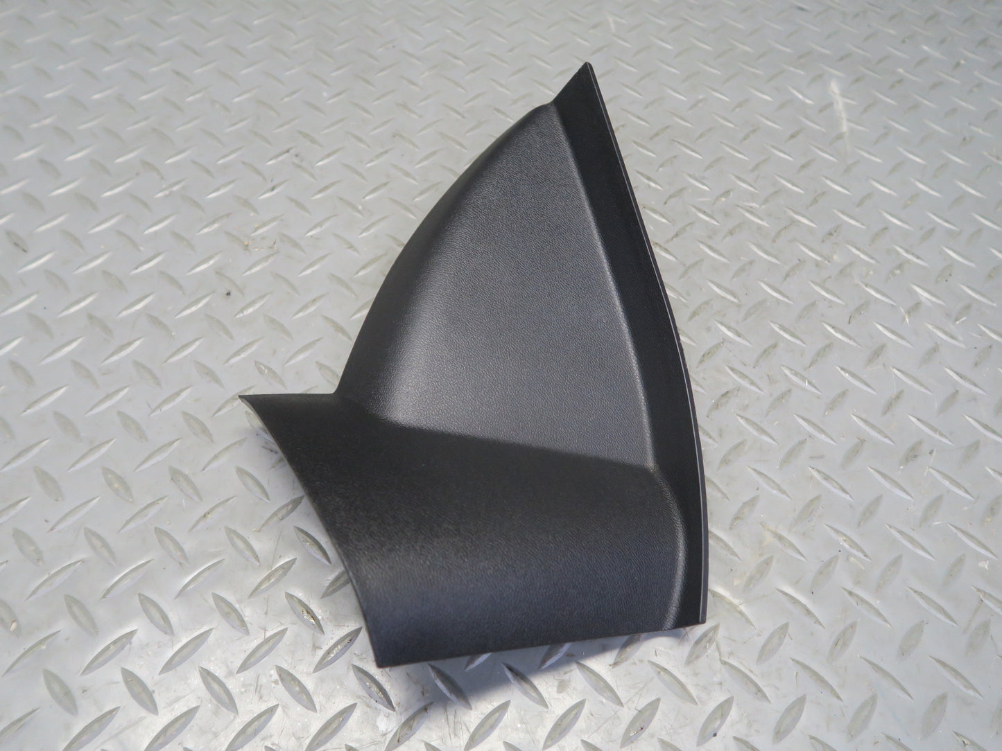 16-24 Chevrolet Camaro SS Set of 2 Dash Front Left & Right END Trim Cover OEM