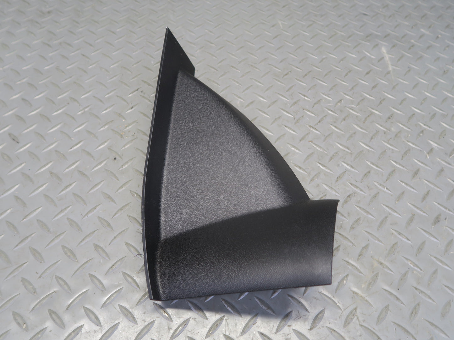 16-24 Chevrolet Camaro SS Set of 2 Dash Front Left & Right END Trim Cover OEM