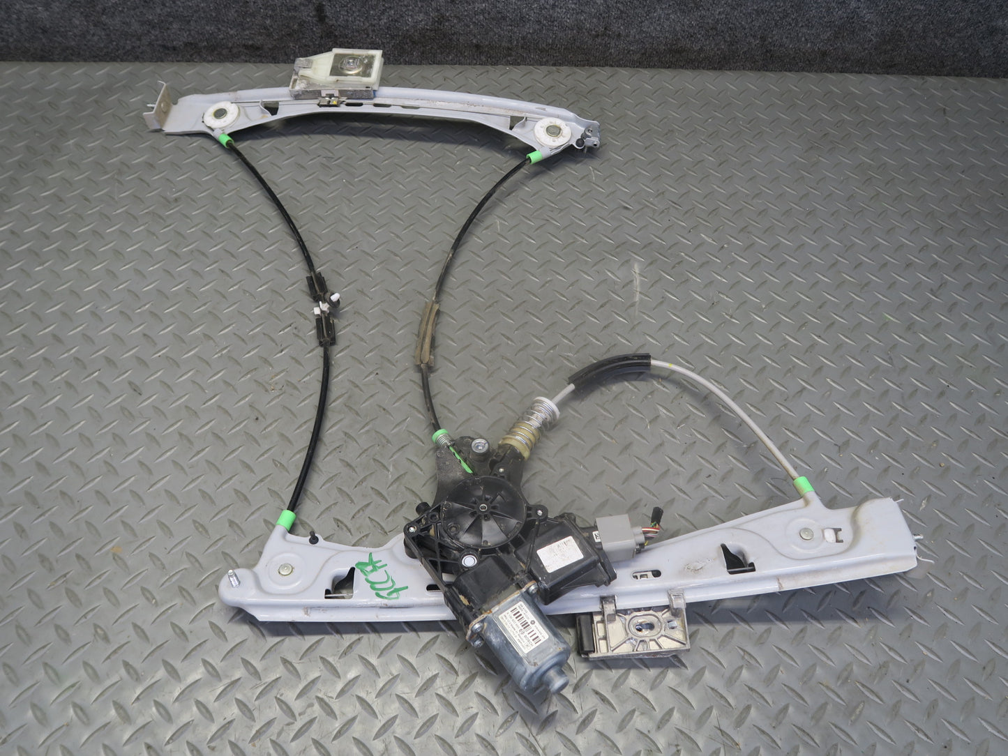 16-24 Chevrolet Camaro SS Convertible Right Door Window Regulator w Motor OEM