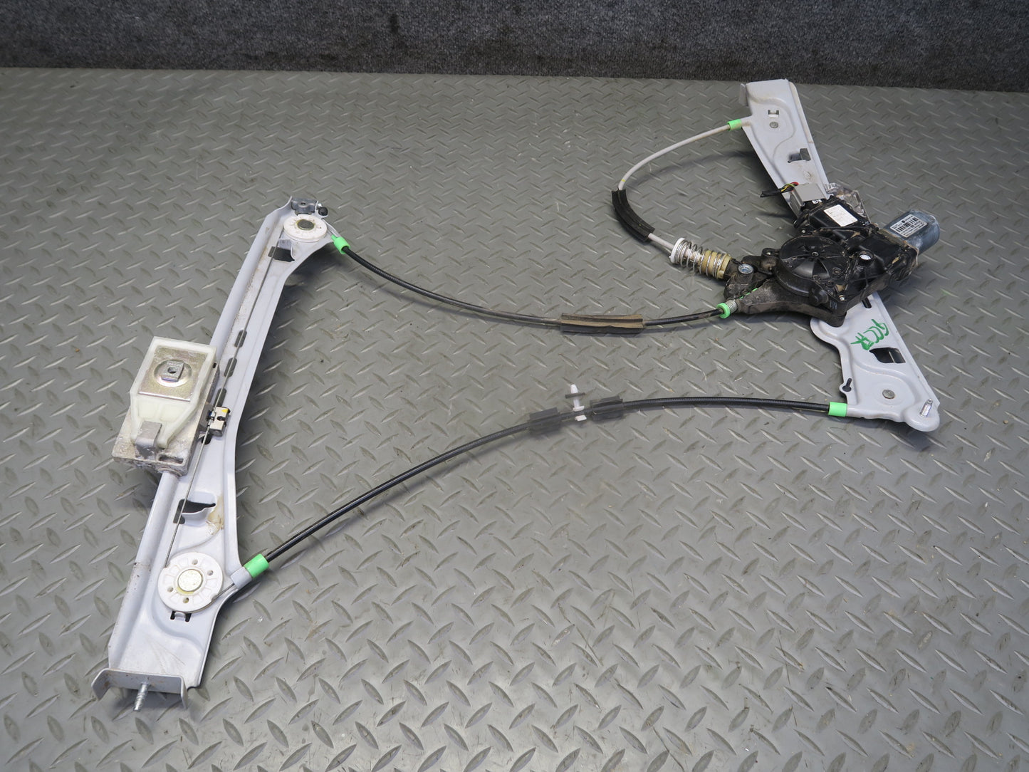 16-24 Chevrolet Camaro SS Convertible Right Door Window Regulator w Motor OEM