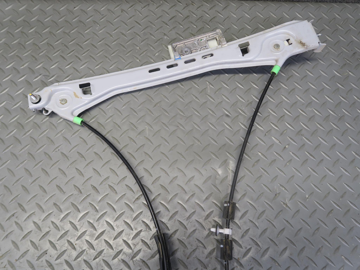 16-24 Chevrolet Camaro SS Convertible Right Door Window Regulator w Motor OEM