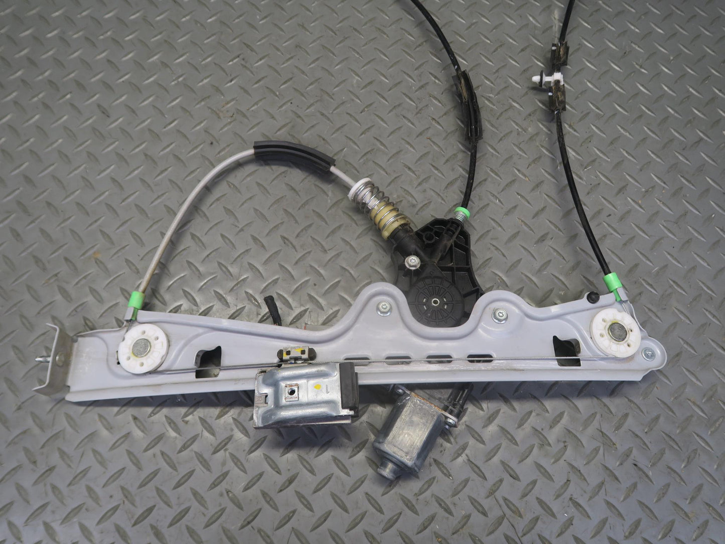 16-24 Chevrolet Camaro SS Convertible Right Door Window Regulator w Motor OEM