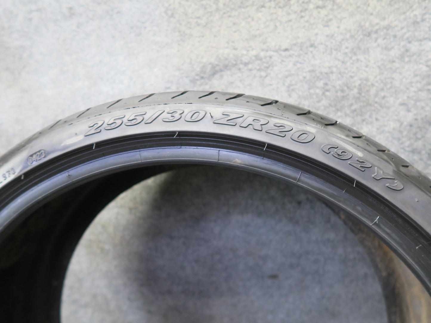 Pirelli Pzero Summer Tire 255/30 ZR20 92Y 0423 7/32 Tread