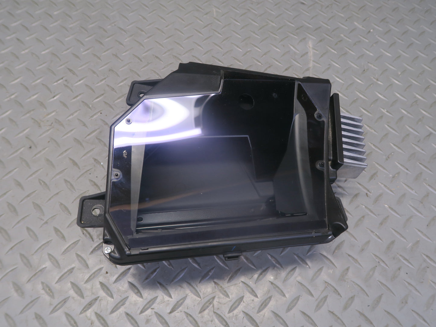 16-18 Chevrolet Camaro SS Dash HUD Head UP Display Projector 84016314