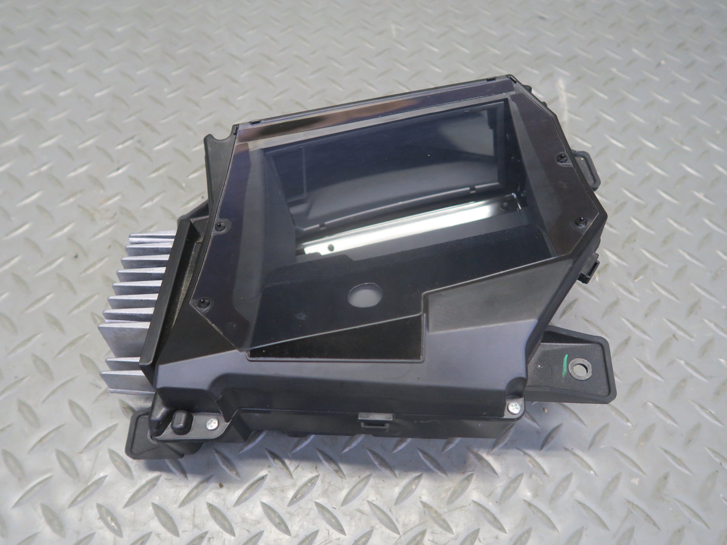 16-18 Chevrolet Camaro SS Dash HUD Head UP Display Projector 84016314