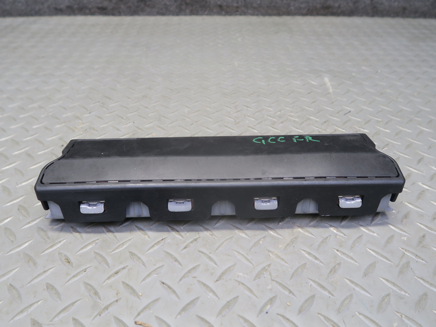 16-24 CHEVROLET CAMARO SS FRONT RIGHT SIDE UNDER DASH KNEE SRS AIRBAG OEM