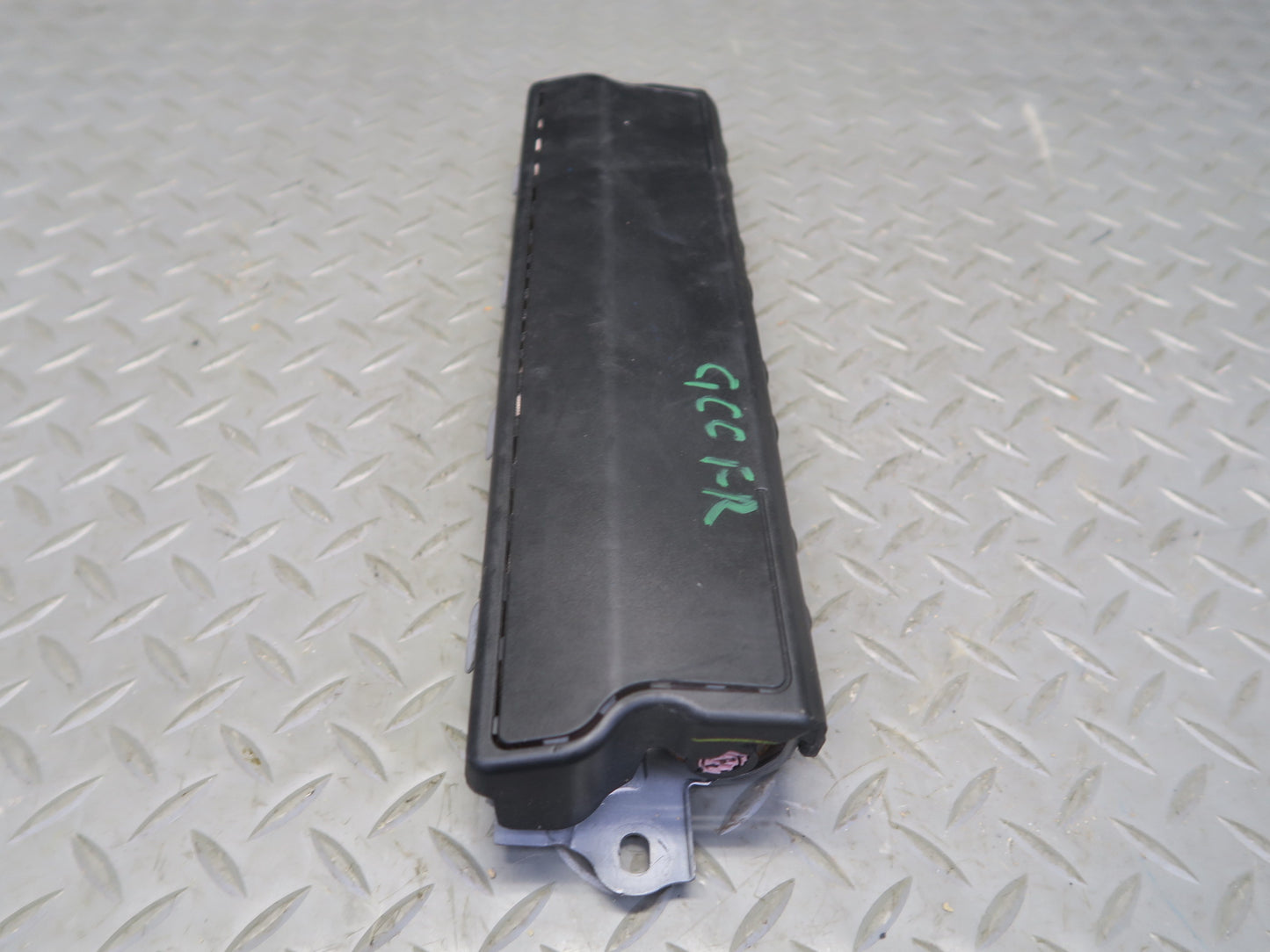 16-24 CHEVROLET CAMARO SS FRONT RIGHT SIDE UNDER DASH KNEE SRS AIRBAG OEM