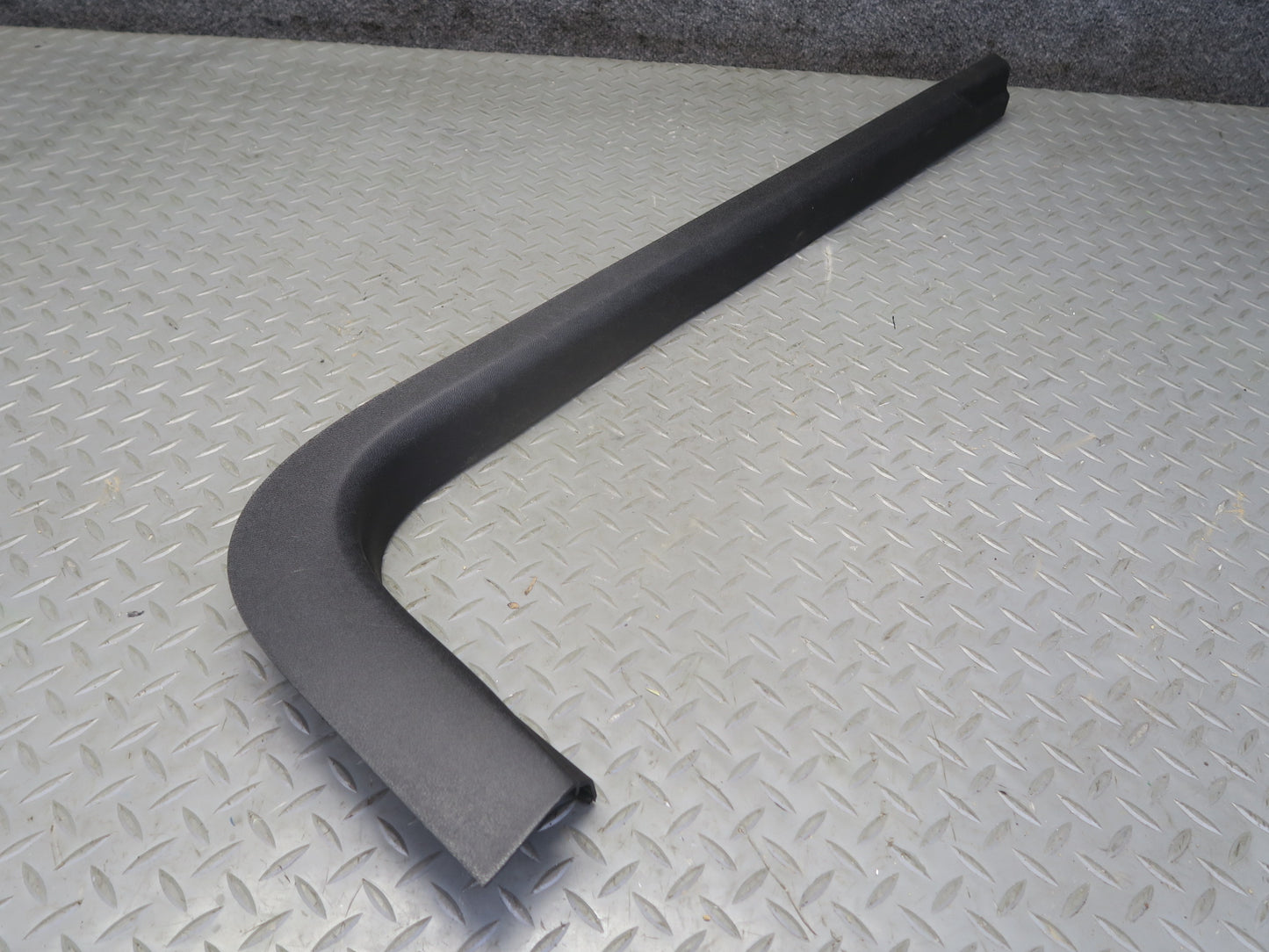 16-24 Chevrolet Camaro SS Set of 2 Left & Right Door Scuff Sill Plate Trim OEM