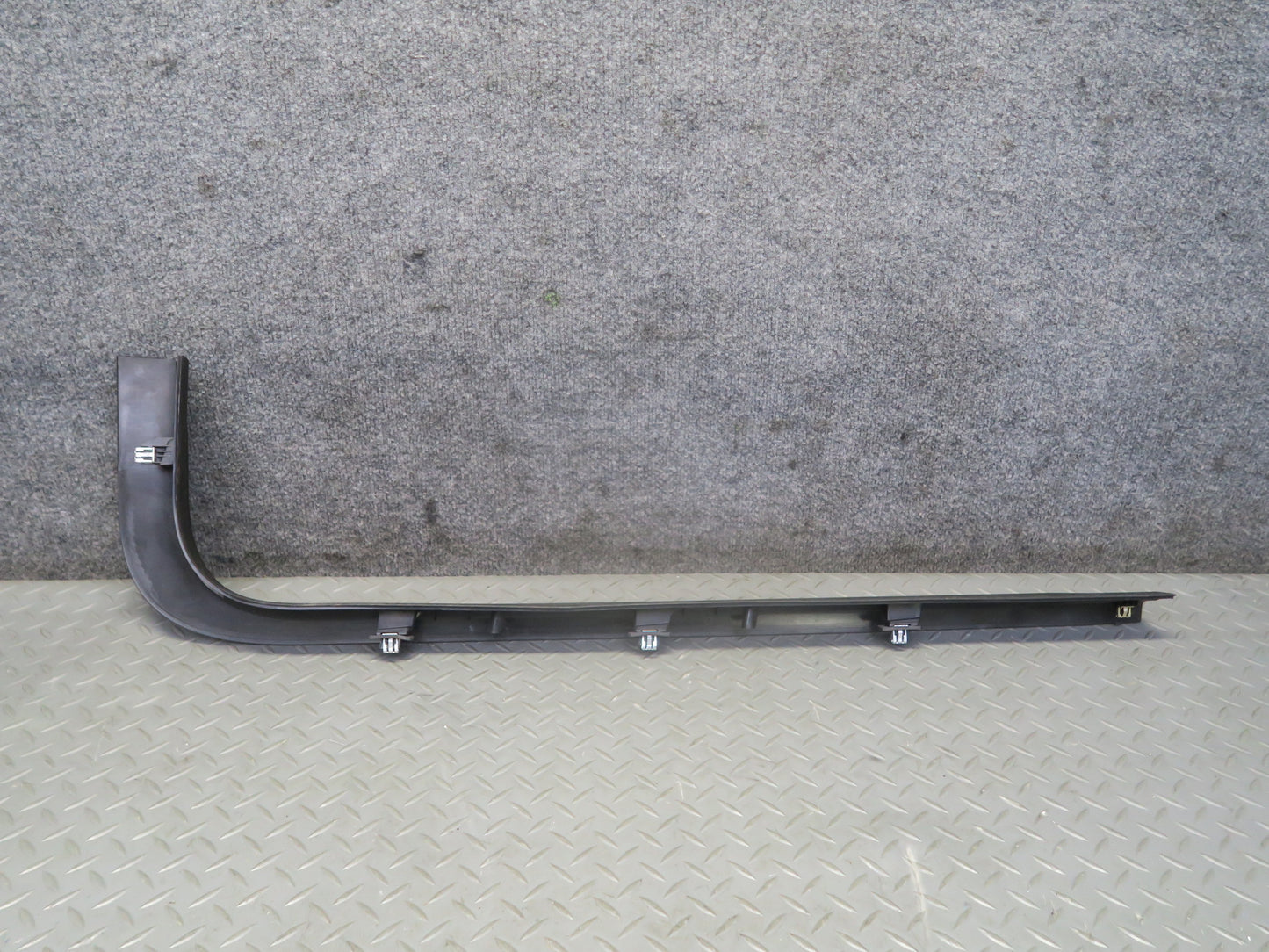 16-24 Chevrolet Camaro SS Set of 2 Left & Right Door Scuff Sill Plate Trim OEM