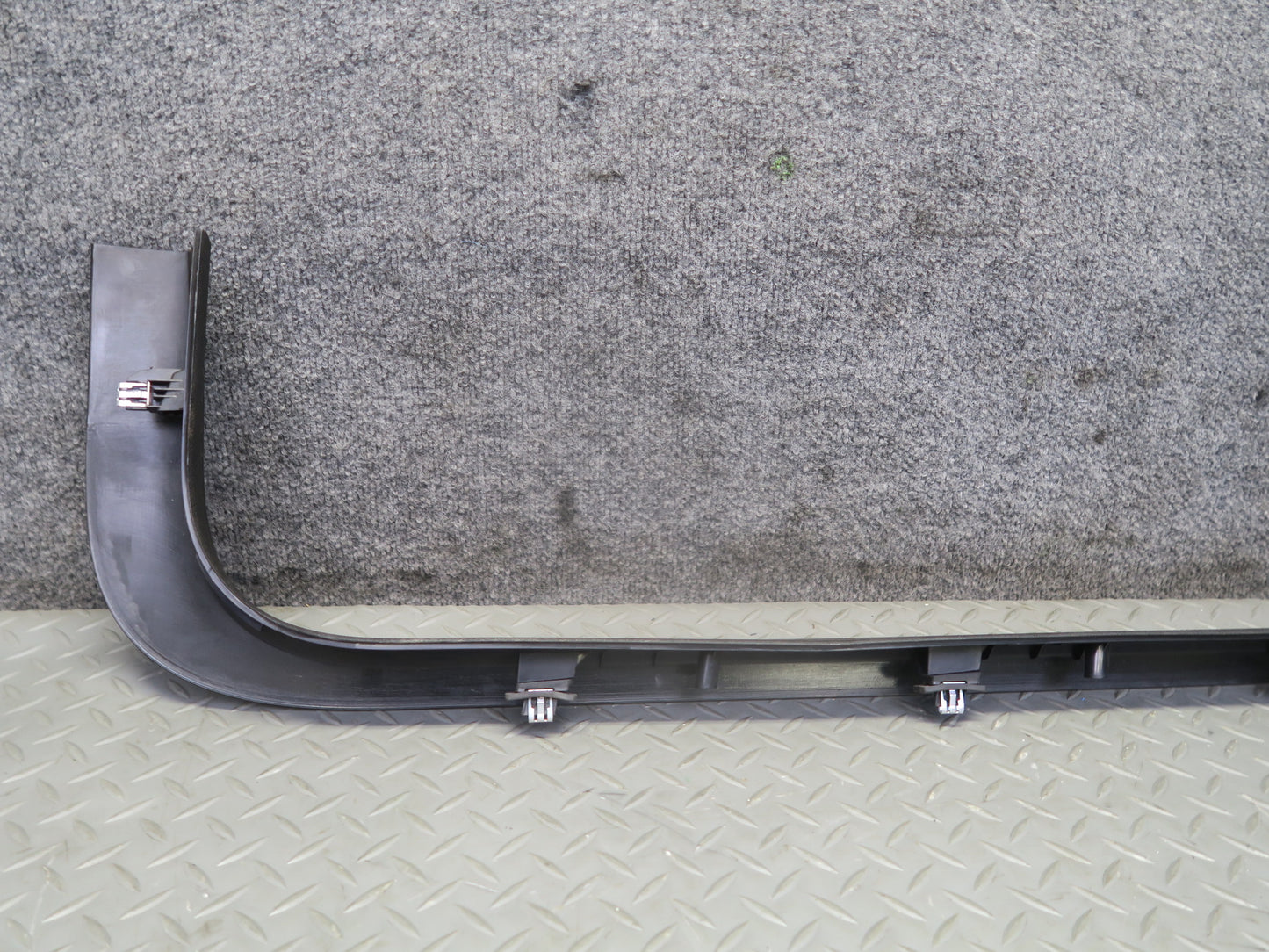16-24 Chevrolet Camaro SS Set of 2 Left & Right Door Scuff Sill Plate Trim OEM