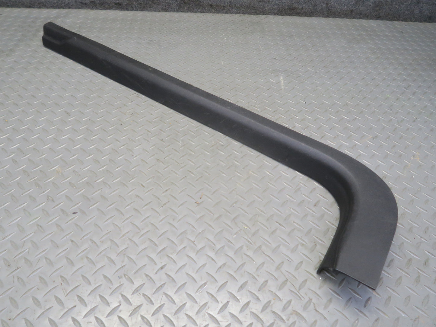 16-24 Chevrolet Camaro SS Set of 2 Left & Right Door Scuff Sill Plate Trim OEM