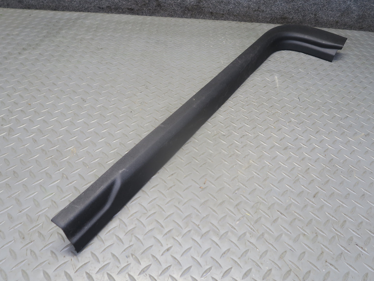 16-24 Chevrolet Camaro SS Set of 2 Left & Right Door Scuff Sill Plate Trim OEM