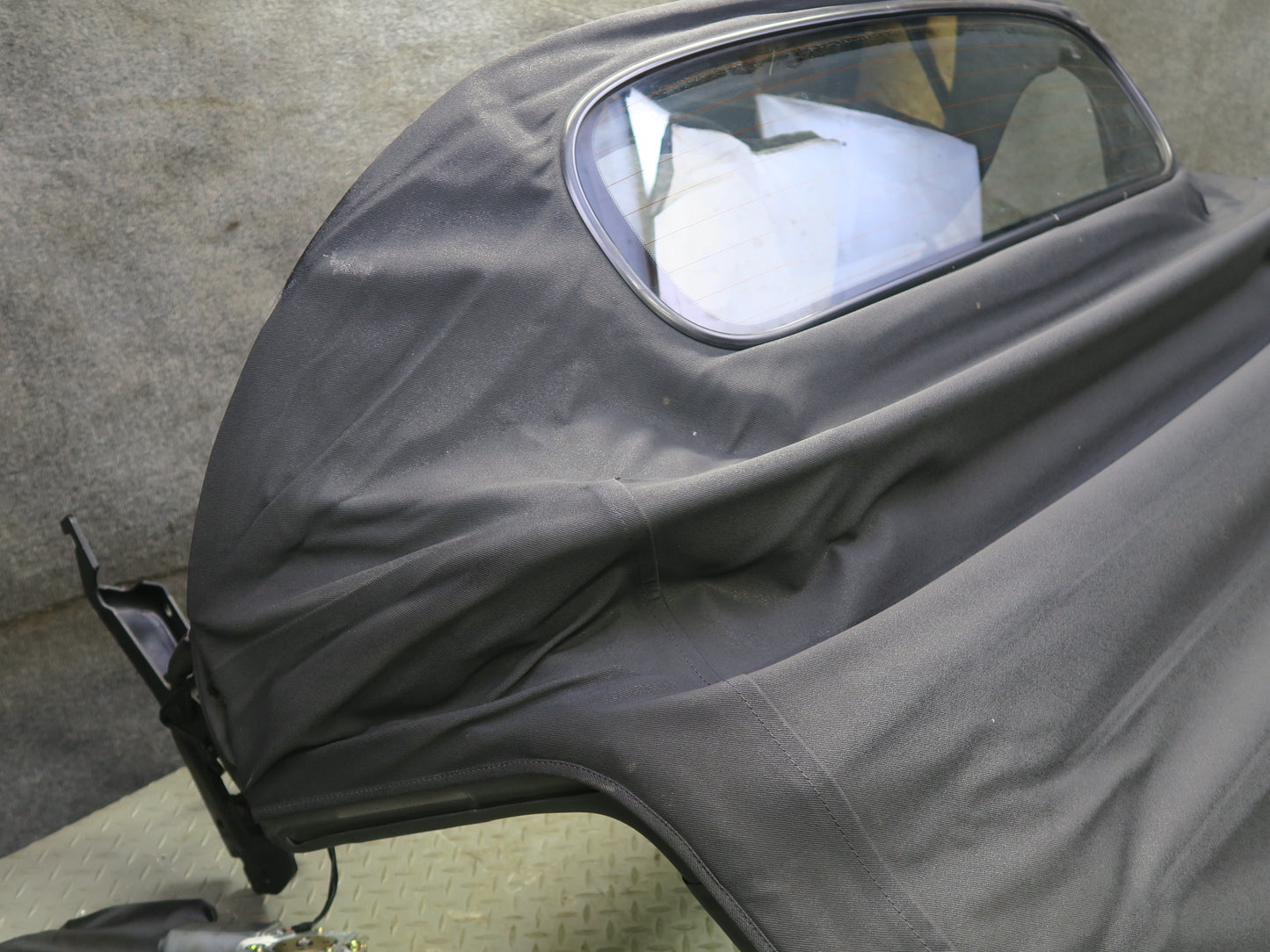 04-09 Nissan 350Z Z33 Convertible Soft TOP Roof w Glass Assembly Black OEM