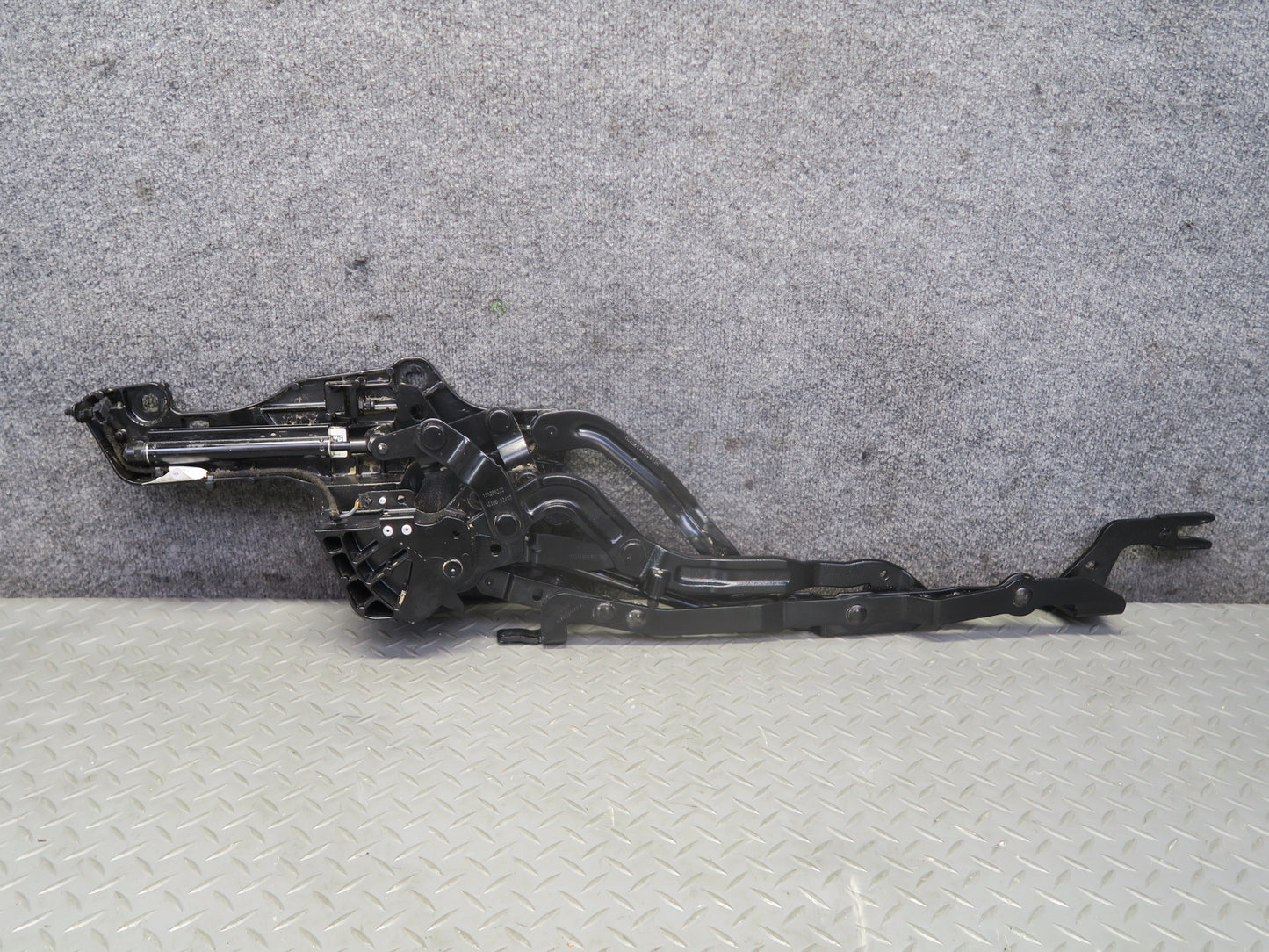 16-24 Chevrolet Camaro SS Convertible TOP Roof Rear Right Hinge w Cylinder OEM