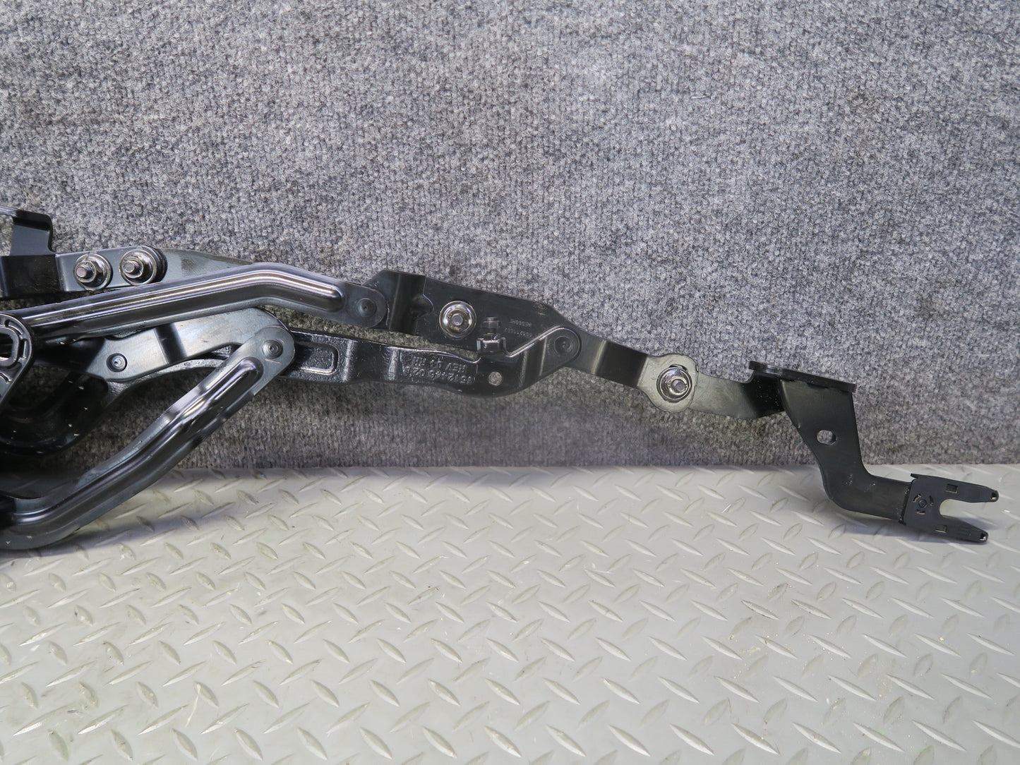 16-24 Chevrolet Camaro SS Convertible TOP Roof Rear Right Hinge w Cylinder OEM