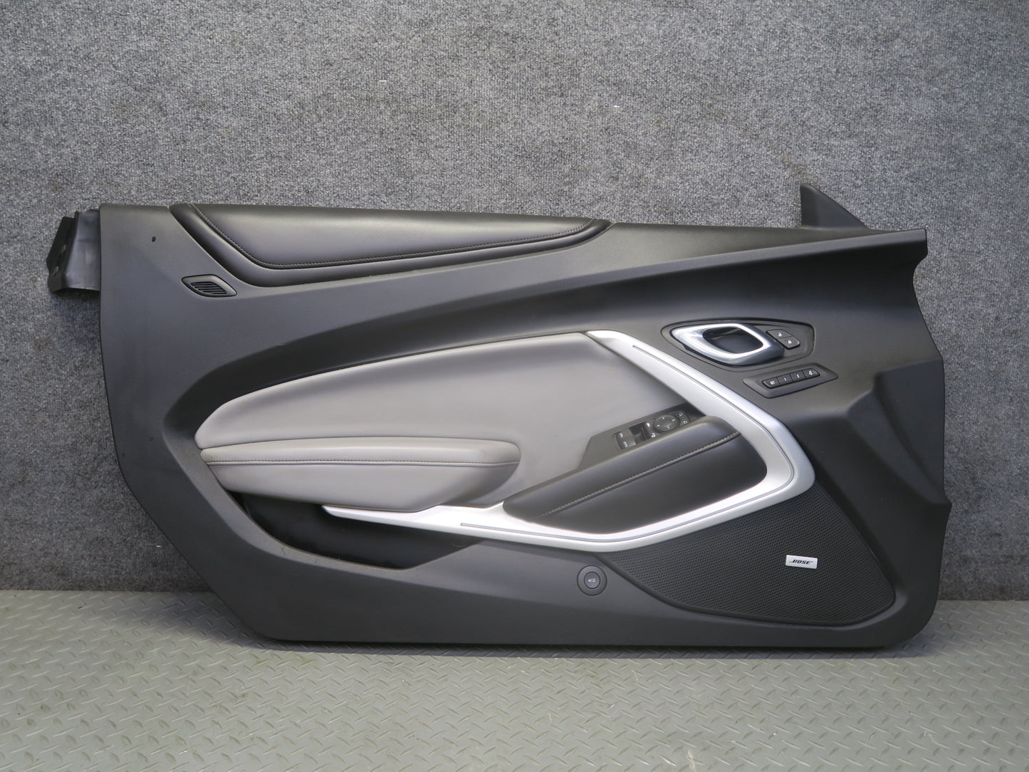 2018 Chevrolet Camaro SS Left Door Interior Trim Cover Panel OEM