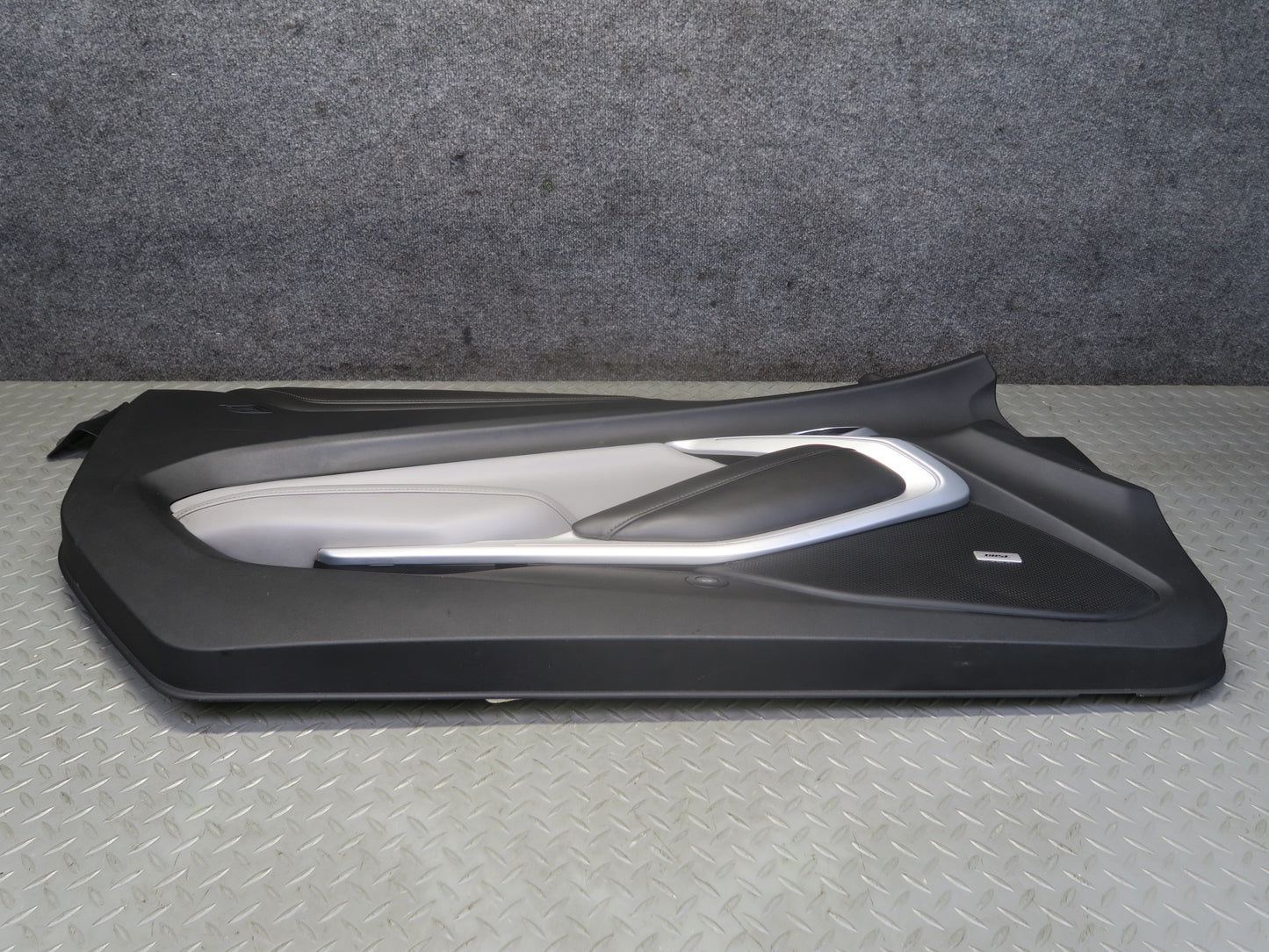 2018 Chevrolet Camaro SS Left Door Interior Trim Cover Panel OEM