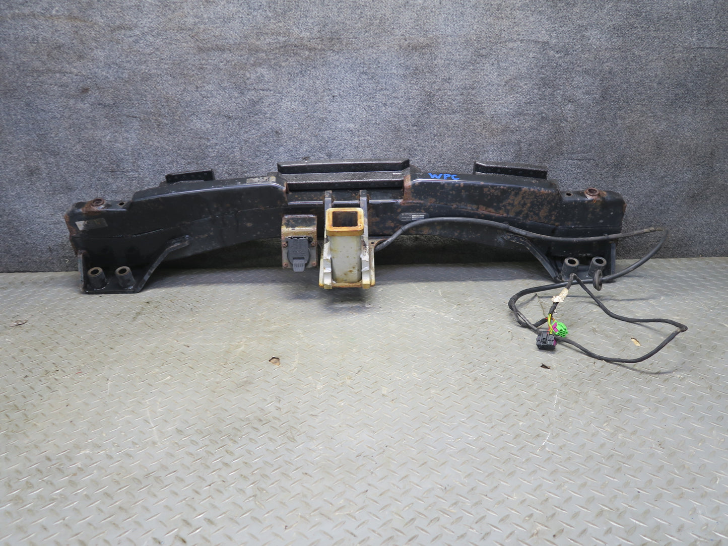 2003-2010 Porsche Cayenne 955 Rear Trailer TOW Towing Hitch 7L5803921H
