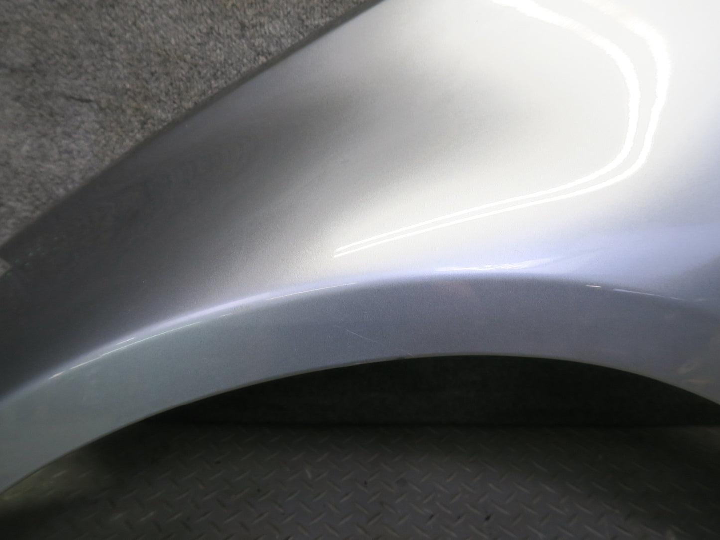 03-06 Nissan Z33 350Z Front Left Fender Shell Cover Panel Silver OEM