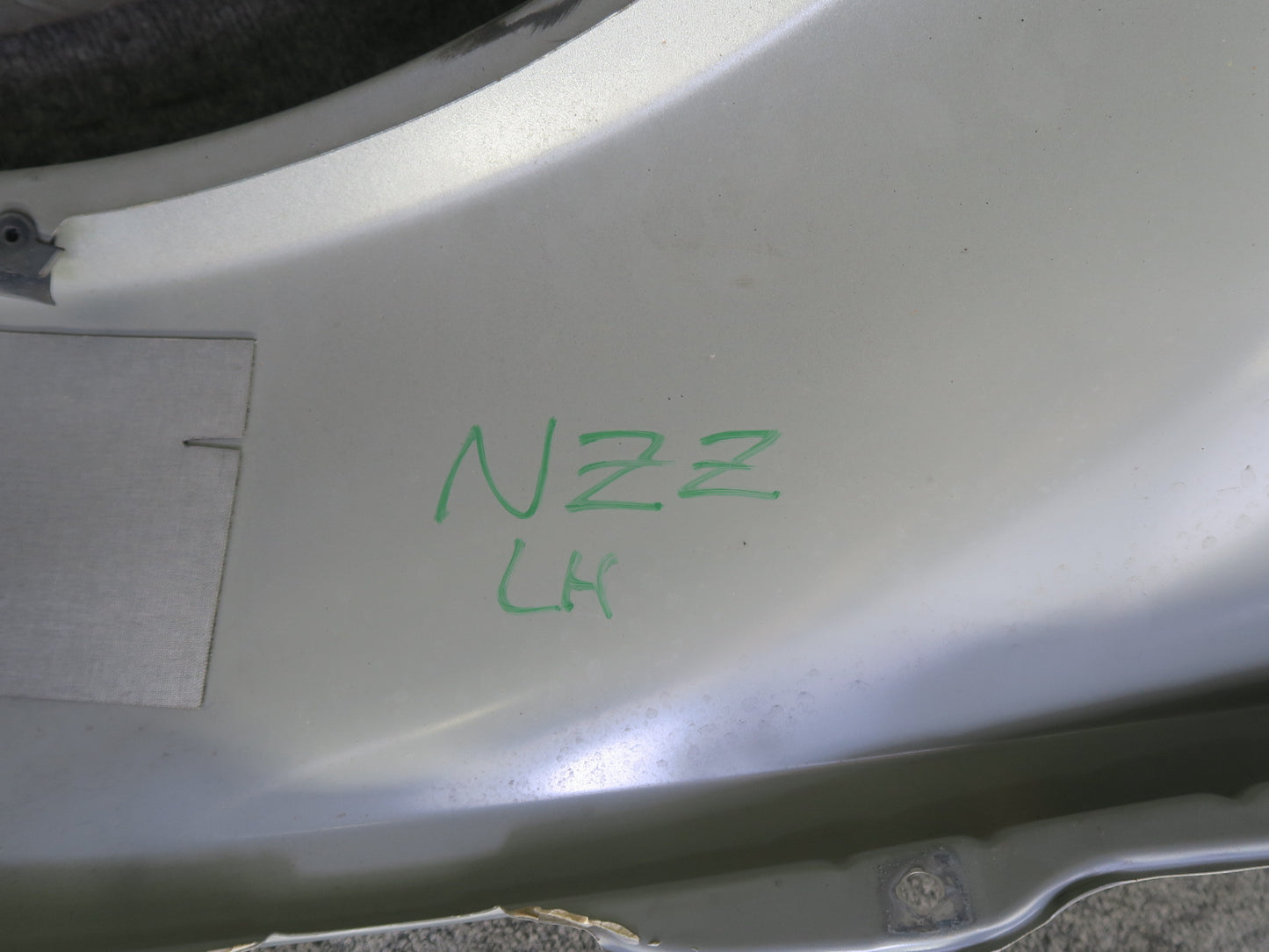03-06 Nissan Z33 350Z Front Left Fender Shell Cover Panel Silver OEM