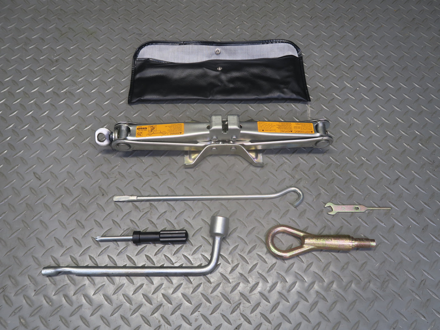 03-09 Nissan 350Z Z33 Spare Tire Lift Jack Wrench Tool KIT Set w Case OEM
