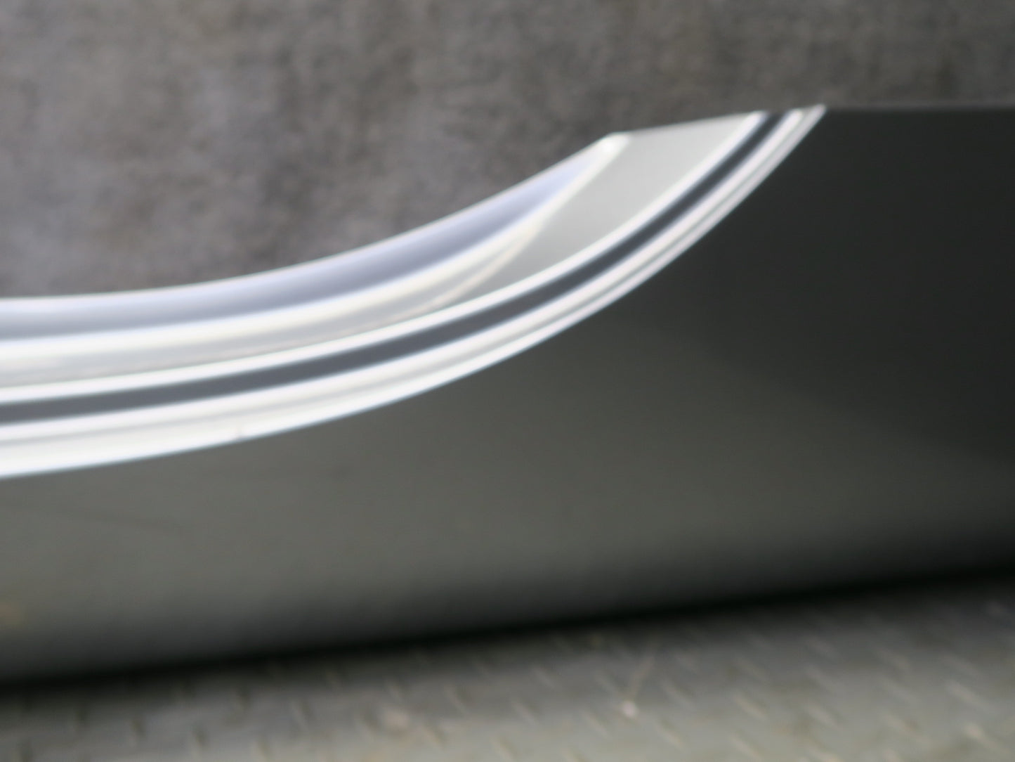 04-06 Nissan 350Z Z33 Convert Left Side Skirt Rocker Panel Molding Silver OEM