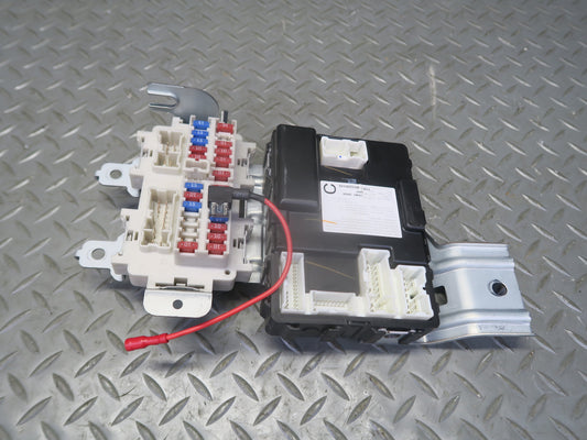 2004 Nissan Z33 350Z Convertible BCM Body Control Module Unit w Fuse Box OEM