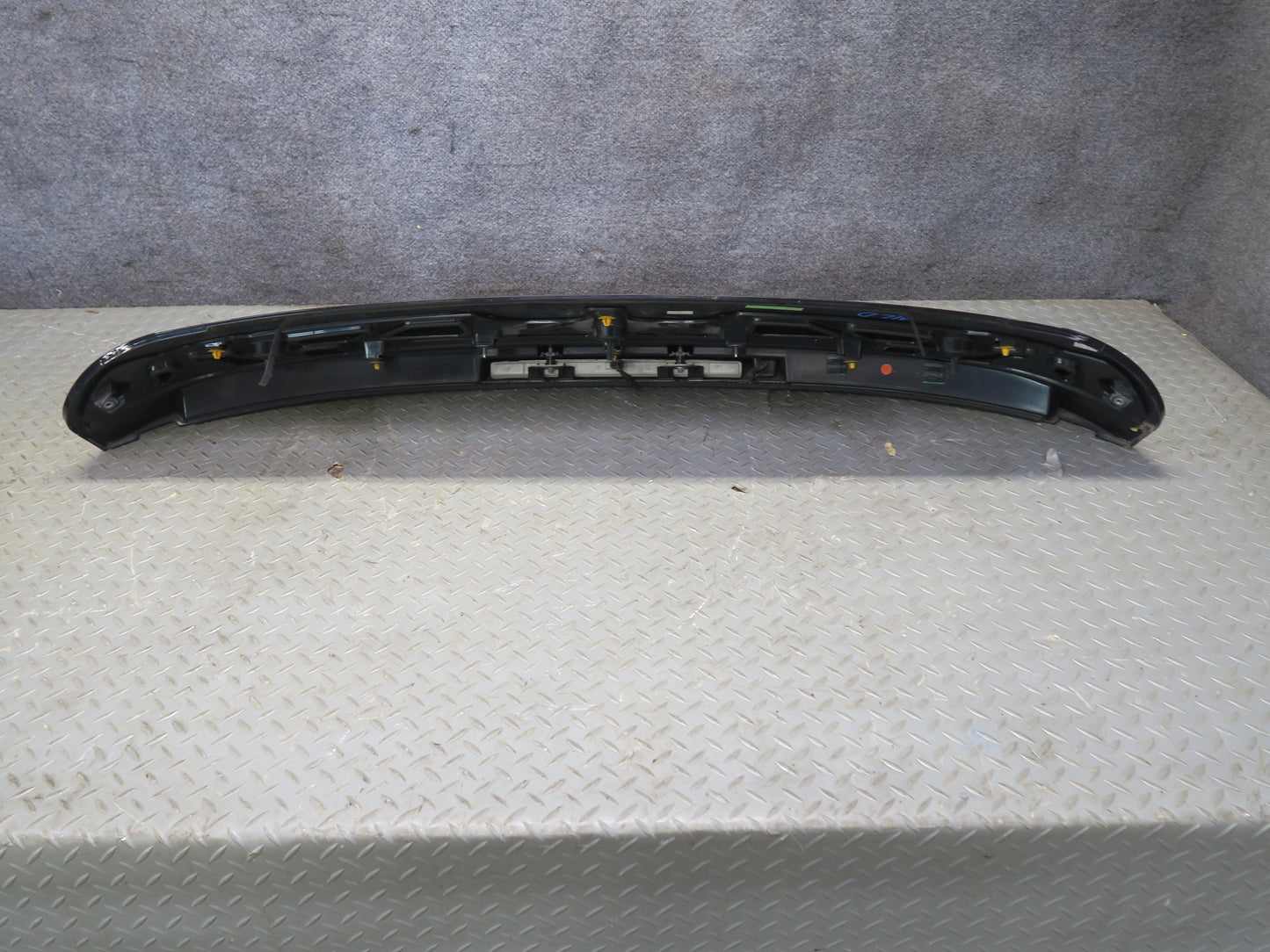 2017-2020 Maserati Levante M161 Rear Tailgate Spoiler w Brake Light 670040267