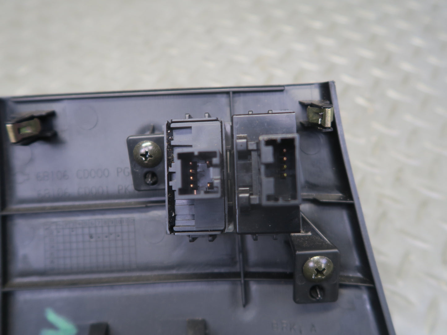 04-06 Nissan 350Z Z33 Convert Left Lower Knee Trim Cover Panel w Switches OEM