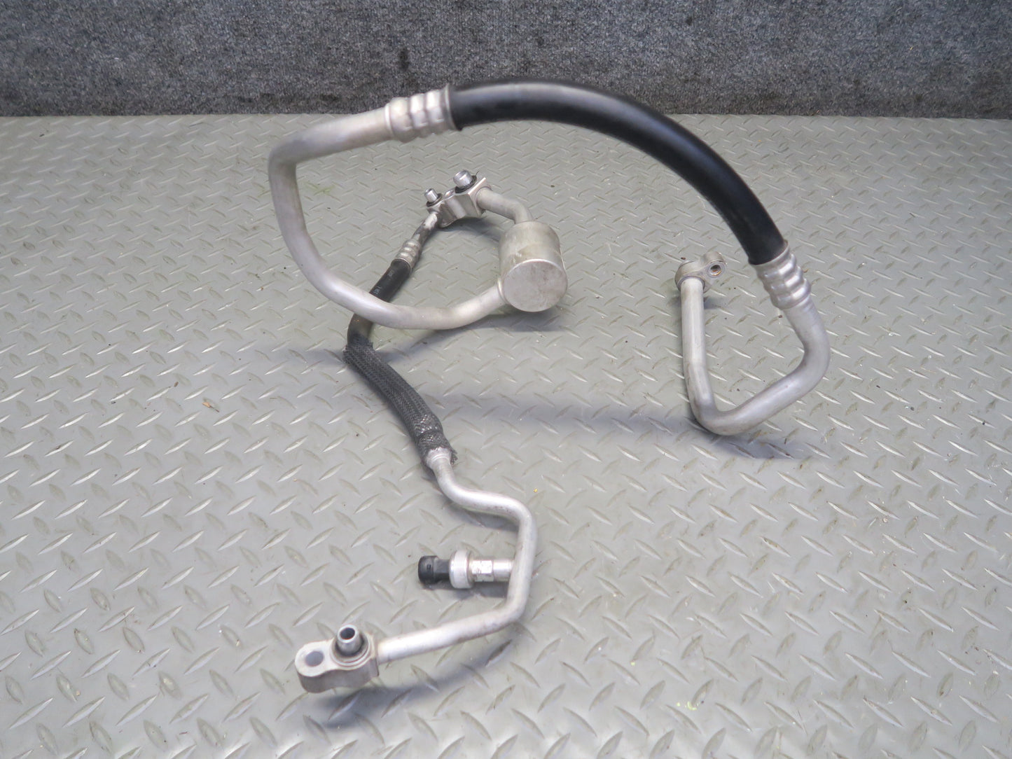 16-24 Chevrolet Camaro SS 6.2L LT1 A/C Air Conditioning Compressor Hose Pipe OEM