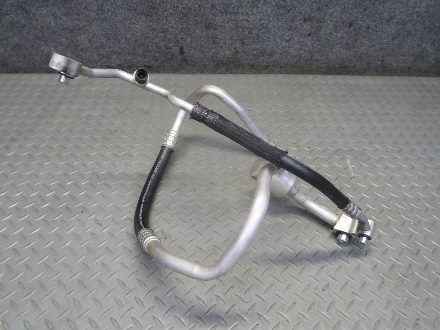 16-24 Chevrolet Camaro SS 6.2L LT1 A/C Air Conditioning Compressor Hose Pipe OEM