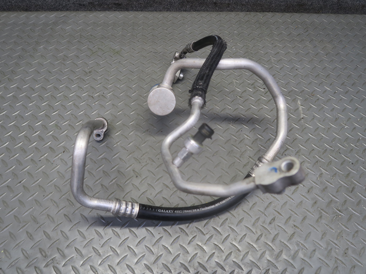 16-24 Chevrolet Camaro SS 6.2L LT1 A/C Air Conditioning Compressor Hose Pipe OEM