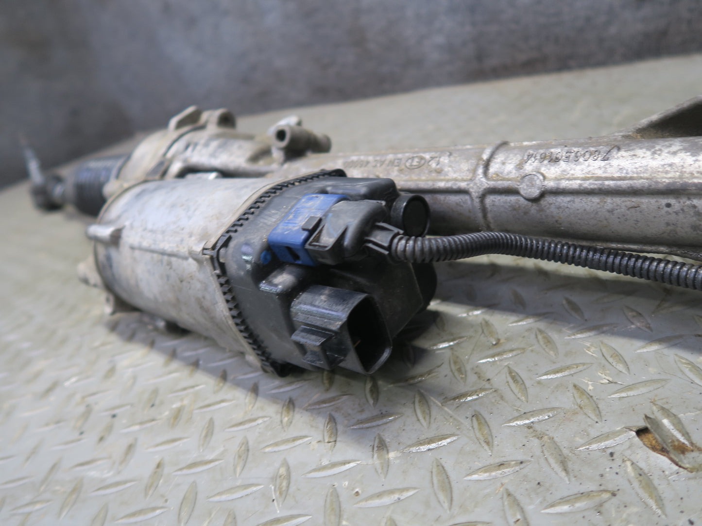 16-24 Chevrolet Camaro SS 6.2L Power Steering Rack & Pinion 84160614 OEM