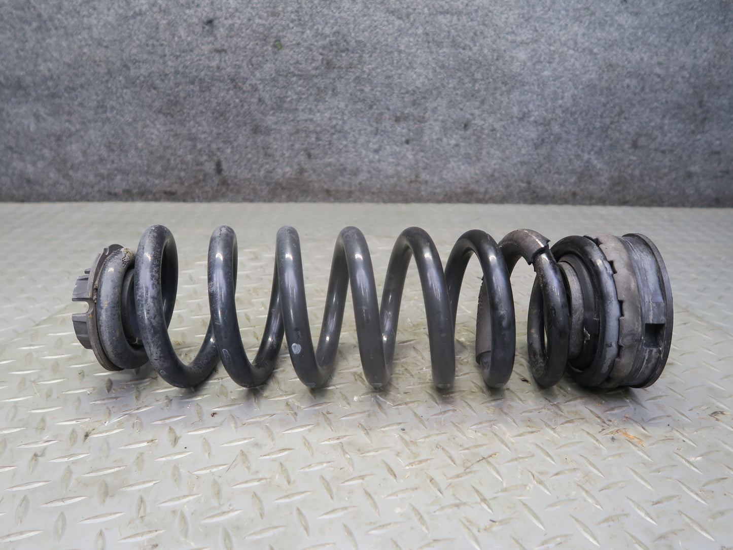 06-11 Mercedes W164 ML350 AWD Set of 2 Rear Right & Left Coil Spring OEM
