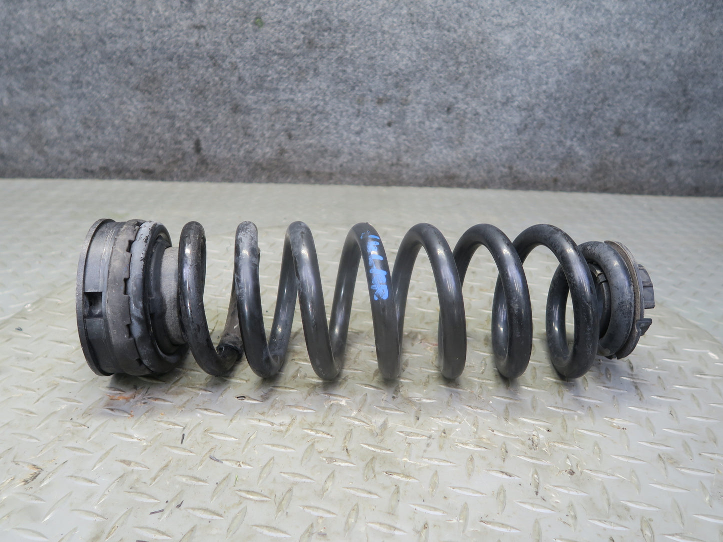 06-11 Mercedes W164 ML350 AWD Set of 2 Rear Right & Left Coil Spring OEM