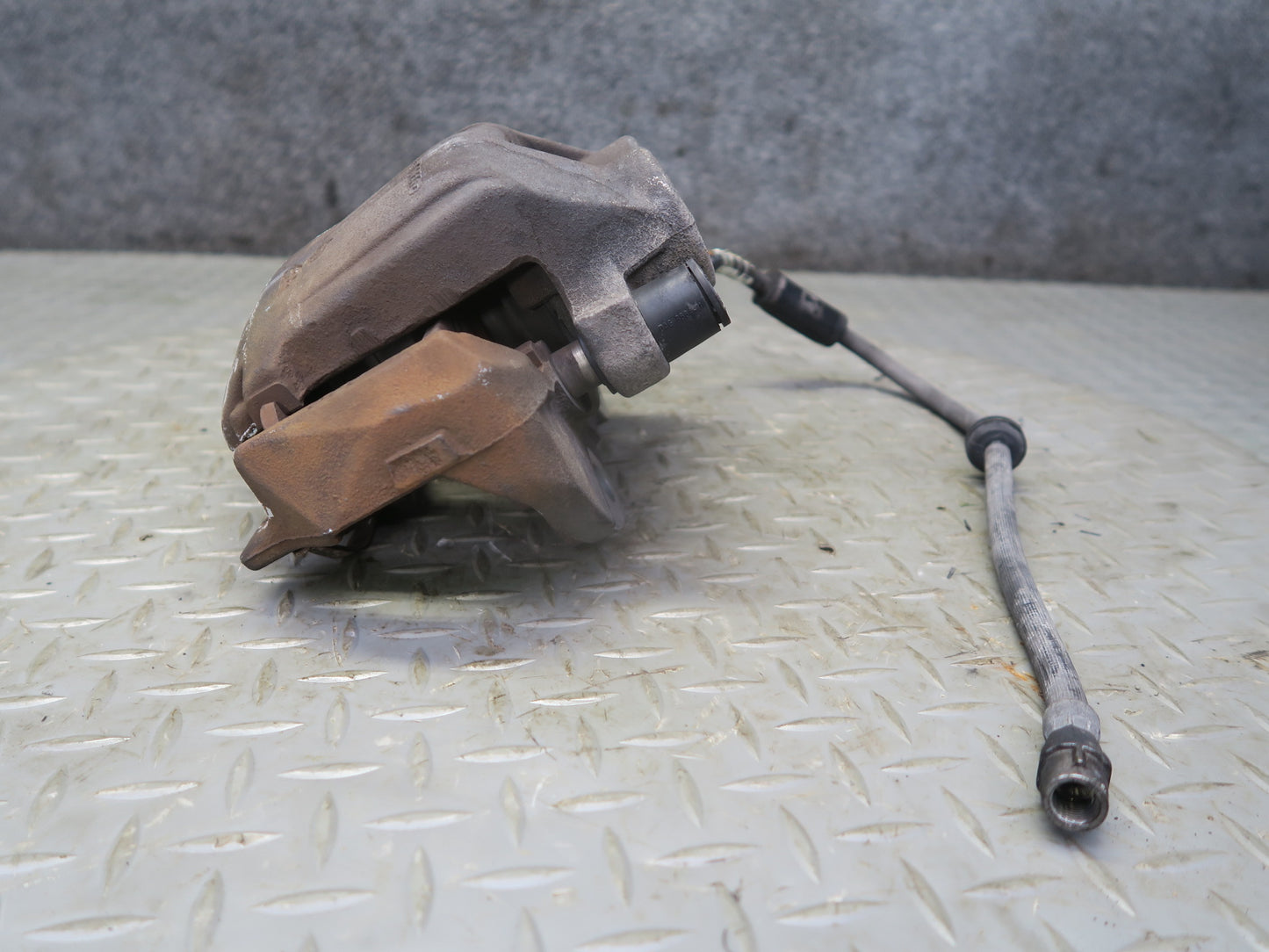 07-11 Mercedes W164 ML350 ML500 Set of 2 Front Left & Right Brake Caliper OEM