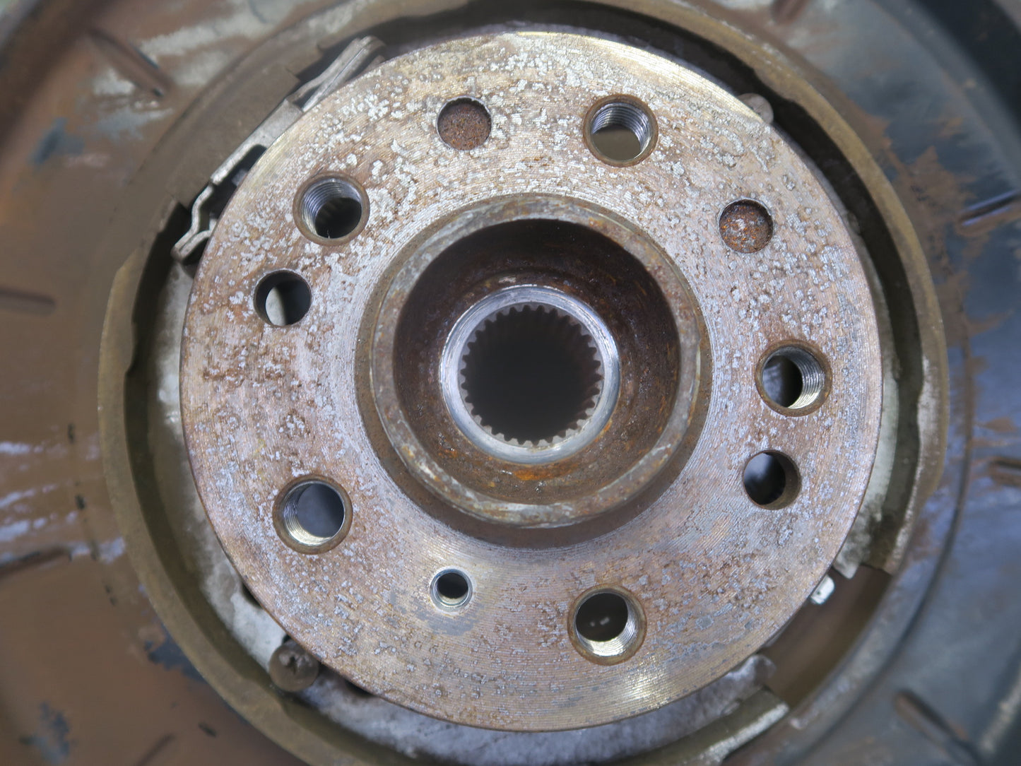 06-11 Mercedes W164 ML350 AWD Rear Right Spindle Knuckle Wheel Hub Bearing OEM