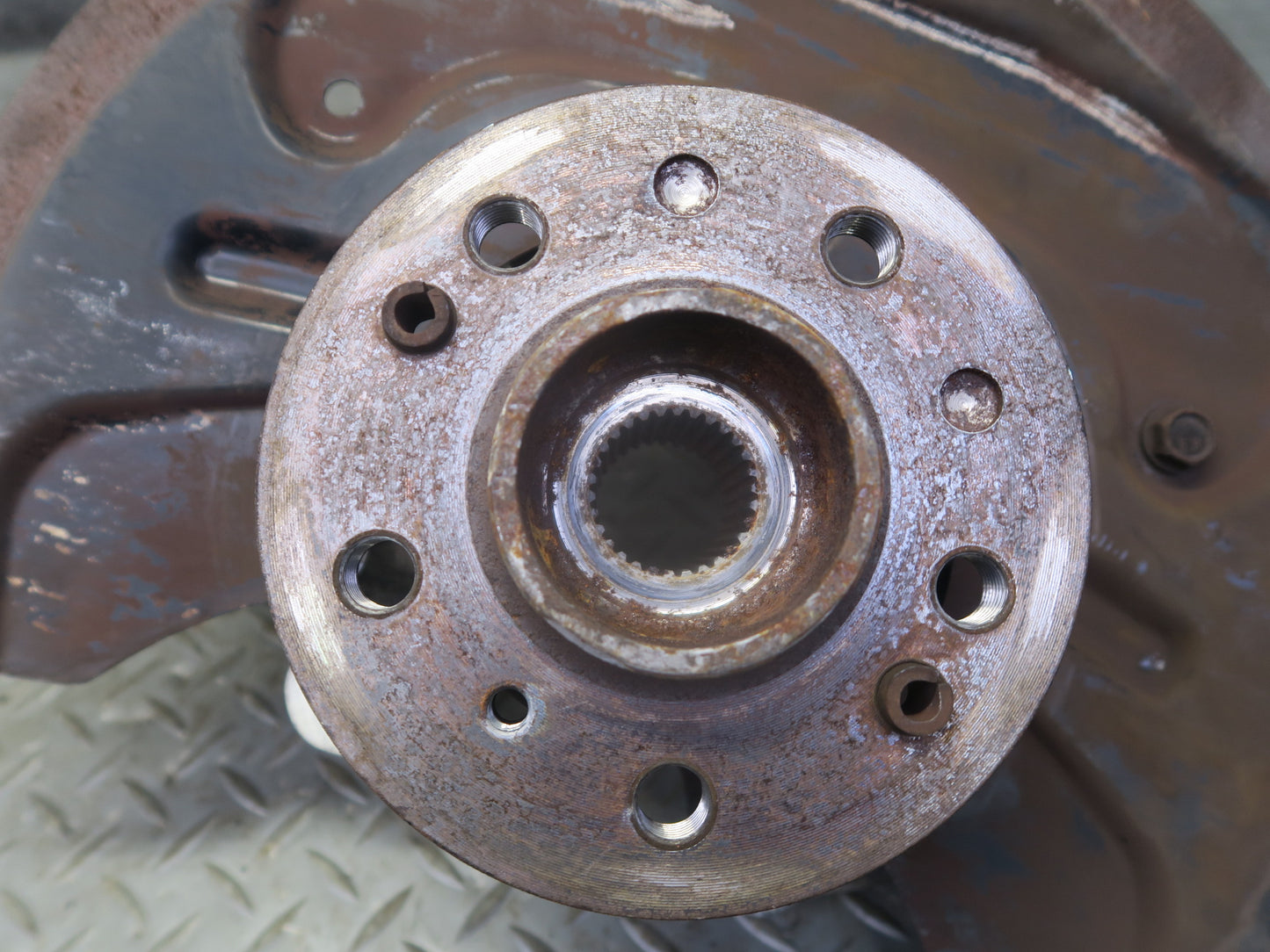 06-11 Mercedes W164 ML350 AWD Front Right Spindle Knuckle Wheel Hub Bearing OEM