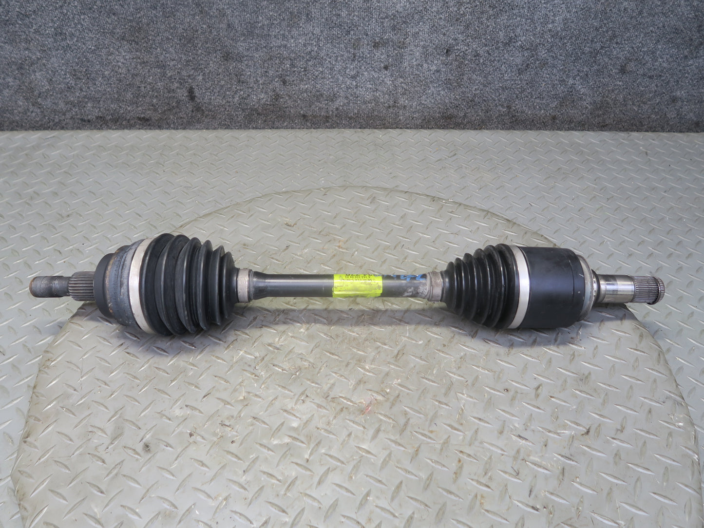 06-11 Mercedes W164 Ml-class AWD Front Left Axle Shaft 1643300801 OEM