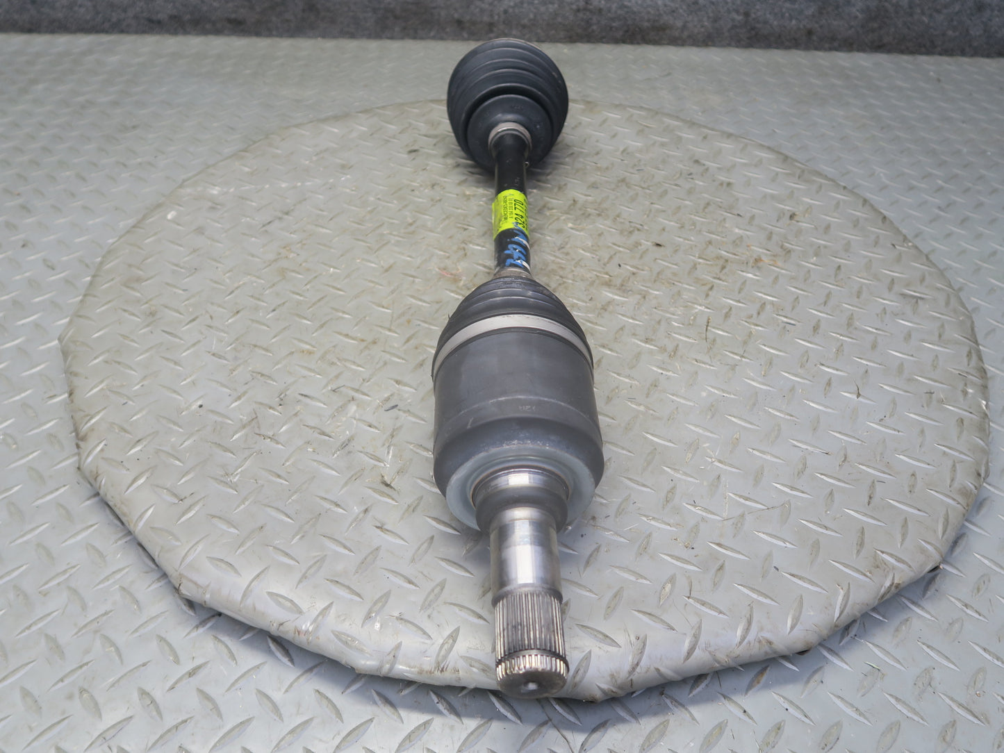06-11 Mercedes W164 Ml-class AWD Front Left Axle Shaft 1643300801 OEM