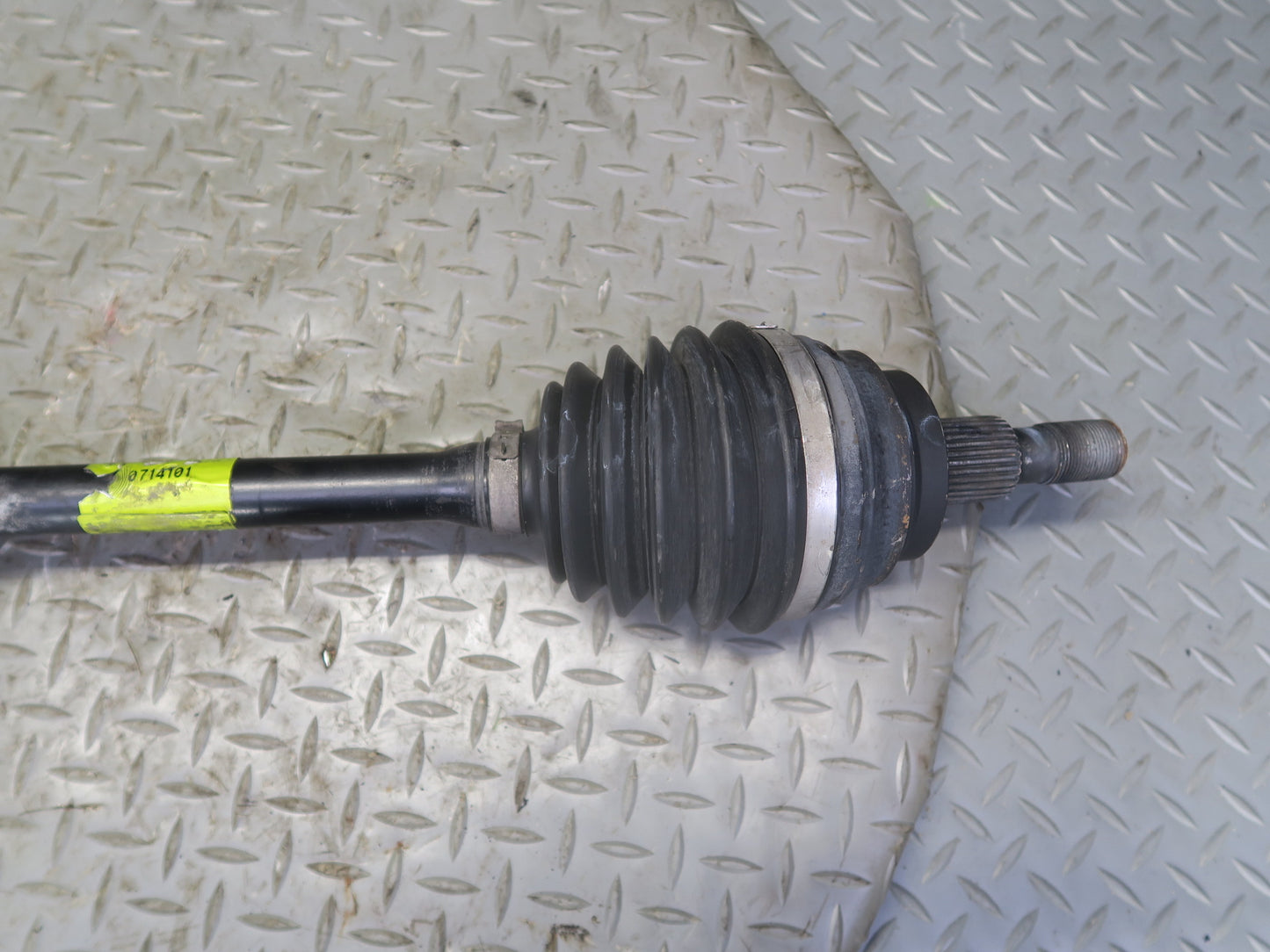 06-11 Mercedes W164 Ml-class AWD Front Left Axle Shaft 1643300801 OEM