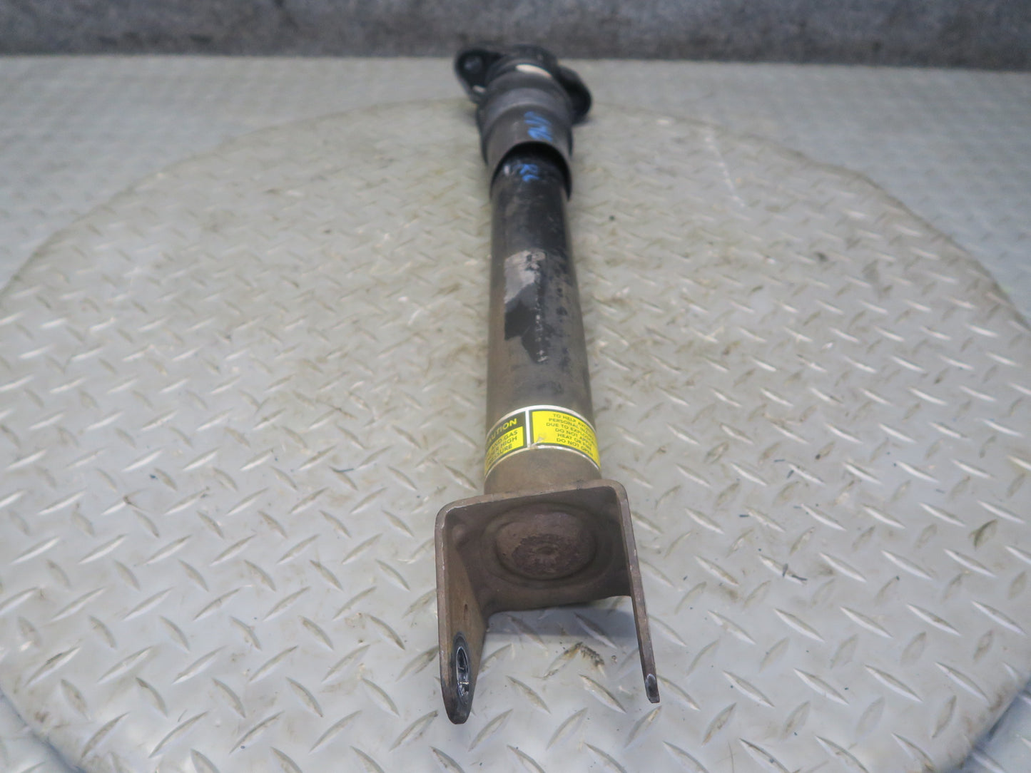 06-11 Mercedes W164 ML350 AWD Rear Left & Right Strut Shock Absorber Set OEM
