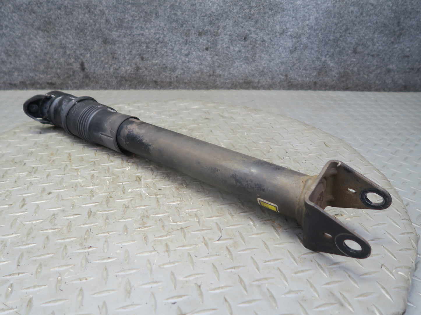 06-11 Mercedes W164 ML350 AWD Rear Left & Right Strut Shock Absorber Set OEM