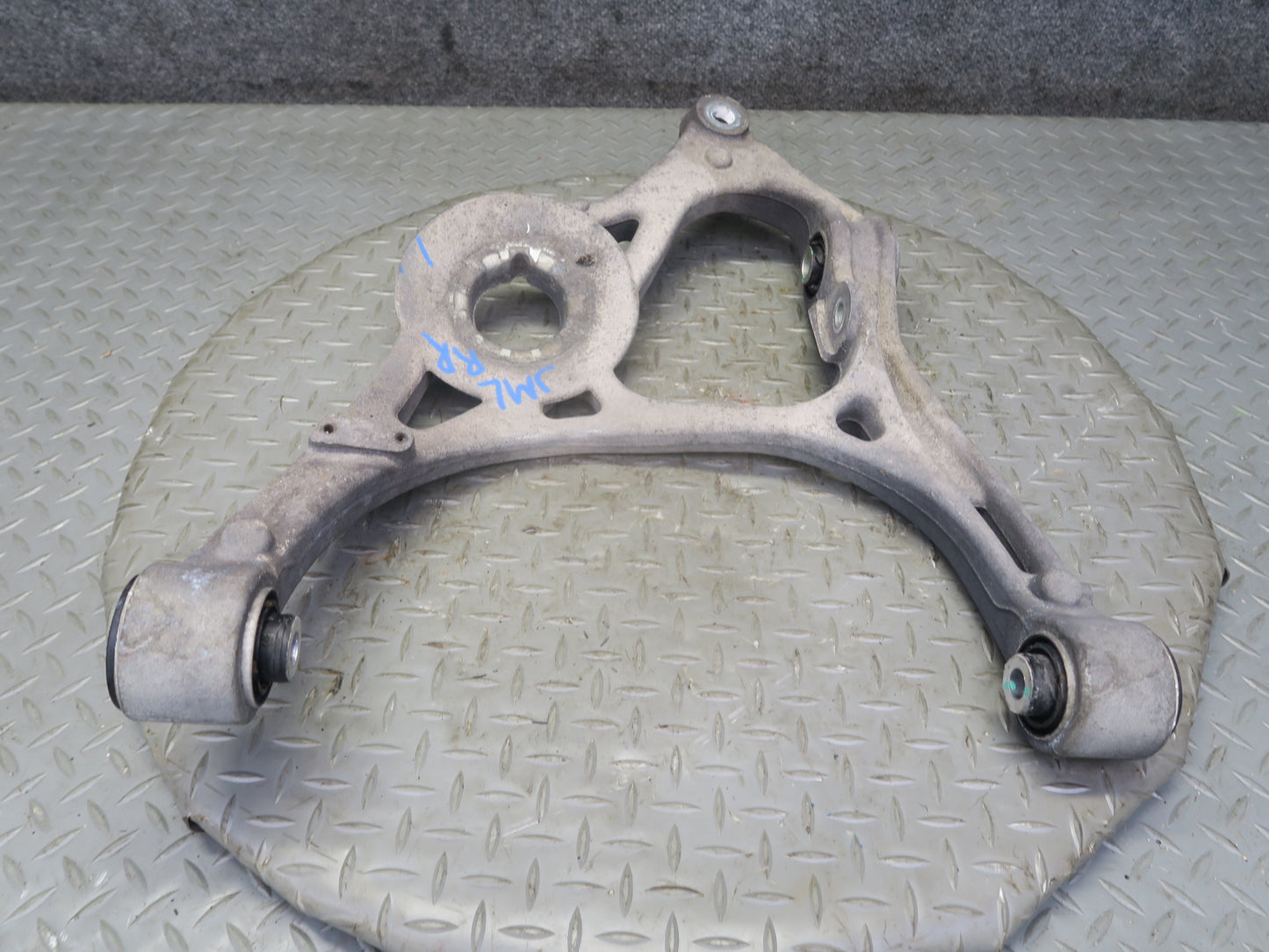 06-11 Mercedes W164 ML350 AWD Rear Right Lower Control Arm OEM