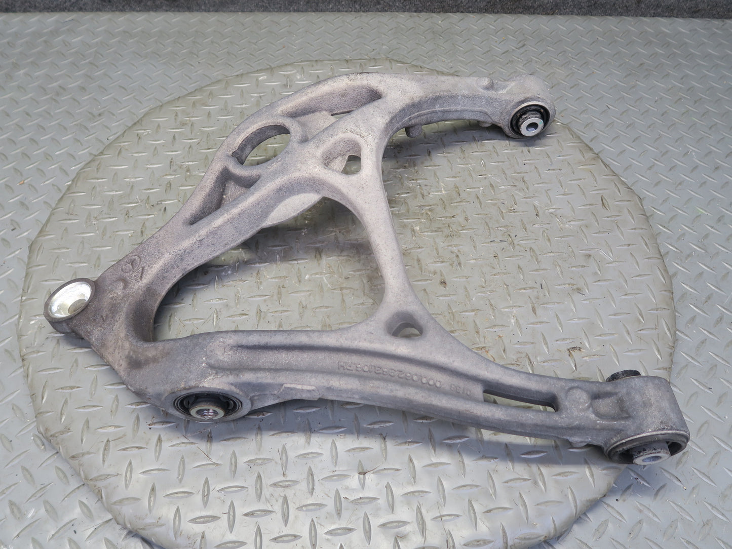06-11 Mercedes W164 ML350 AWD Rear Right Lower Control Arm OEM